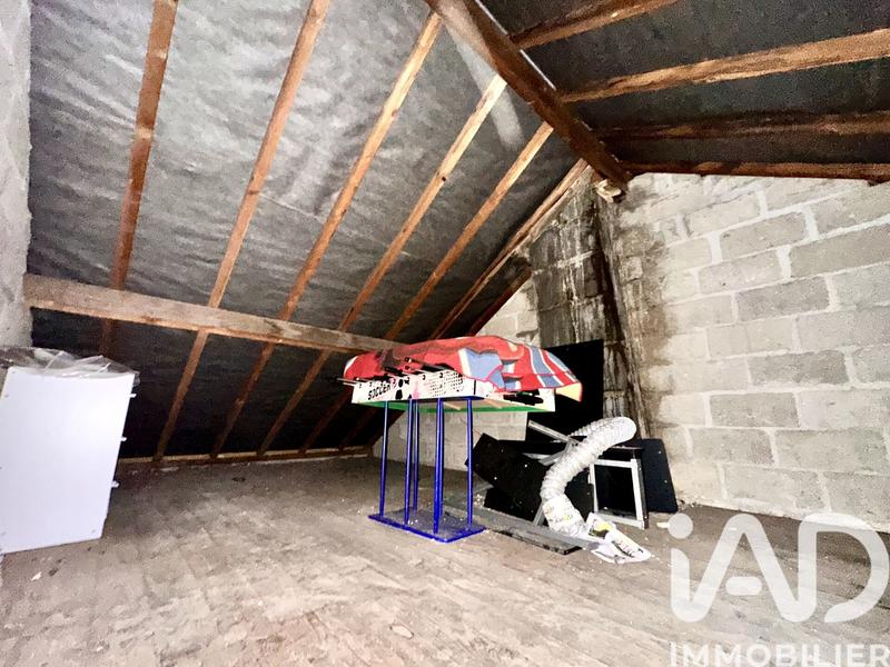 Maison - 82 m² - 5 pièces