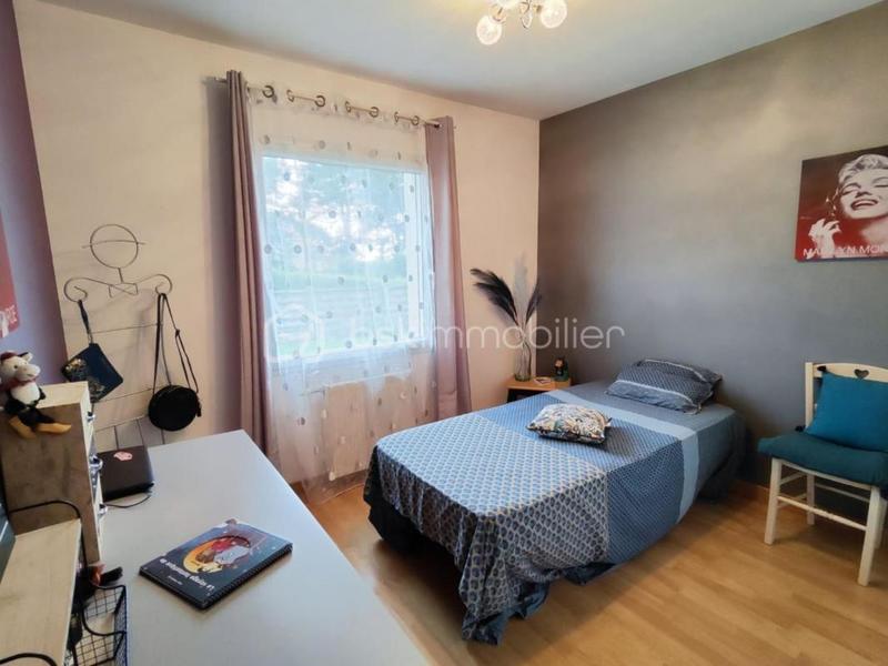 Maison - 141 m² - 7 pièces