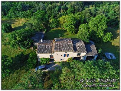 Villa - 160 m² - 8 pièces