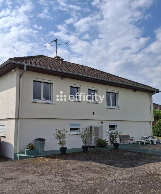 Maison - 148 m² - 8 pièces