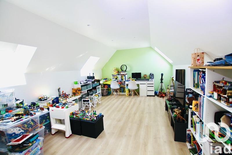 Maison - 145 m² - 8 pièces