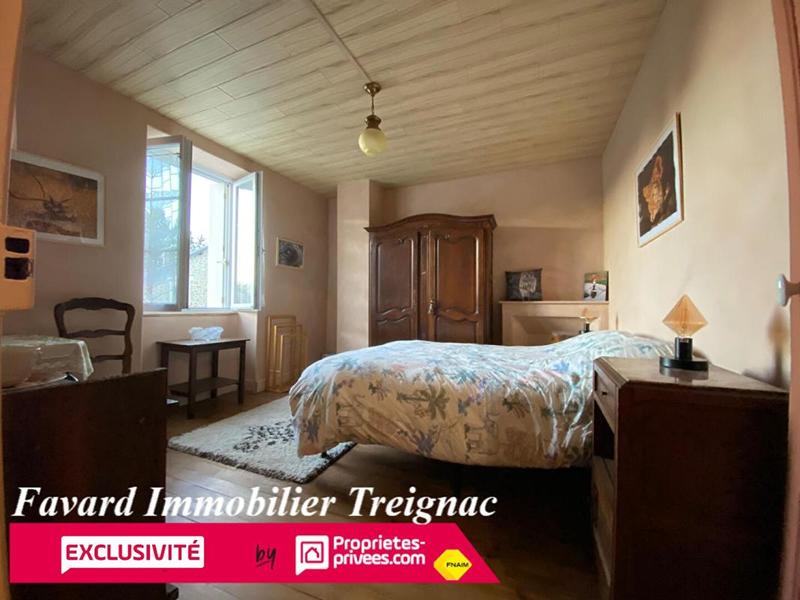 Maison - 330 m² - 8 pièces