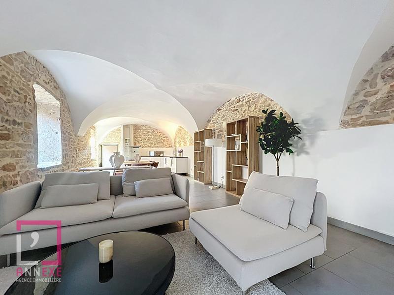 Appartement - 95 m² - 4 pièces