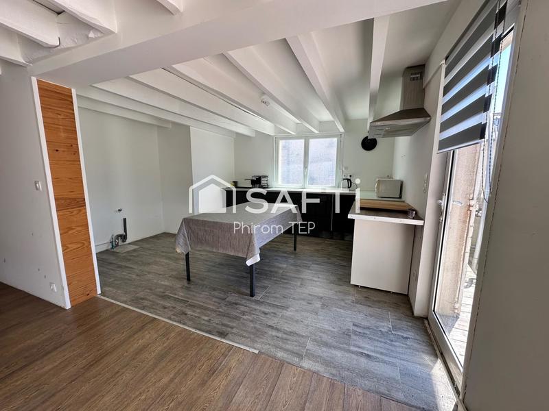 Maison - 163 m² - 8 pièces