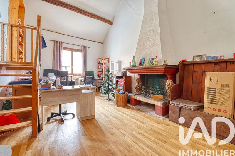 Maison - 197 m² - 7 pièces