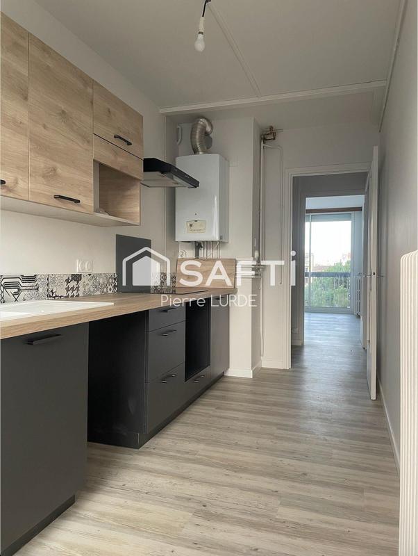 Appartement - 95 m² - 5 pièces