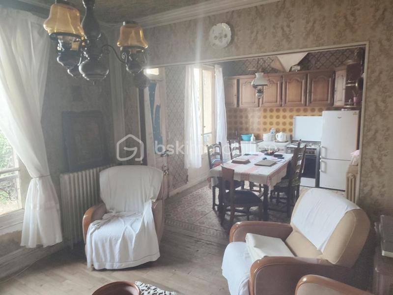 Maison - 143 m² - 4 pièces