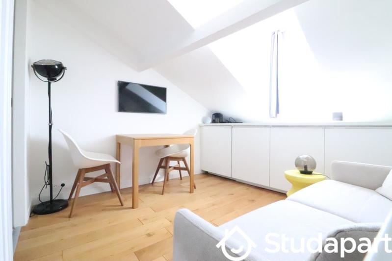 Chambre - 14 m² - 1 pièce