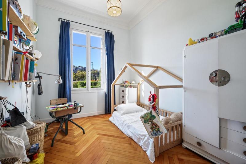 Appartement bourgeois - 125 m² - 5 pièces