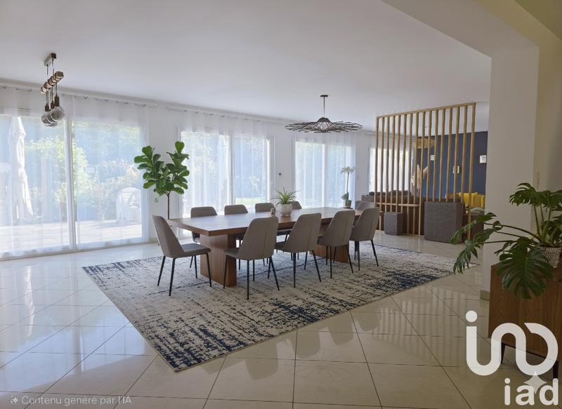 Maison - 360 m² - 9 pièces