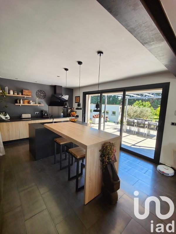 Maison - 150 m² - 5 pièces