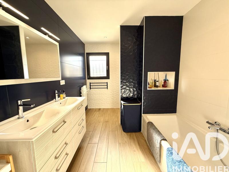 Maison - 118 m² - 6 pièces