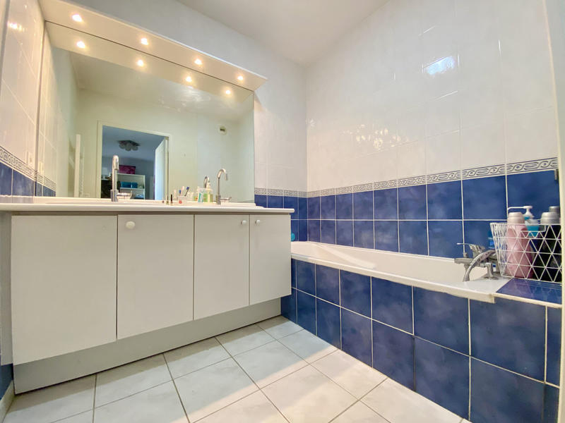 Appartement - 177 m² - 5 pièces