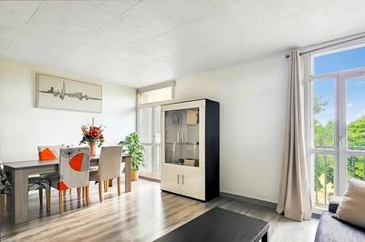 Appartement - 86 m² - 5 pièces