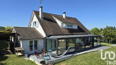 Maison - 140 m² - 6 pièces