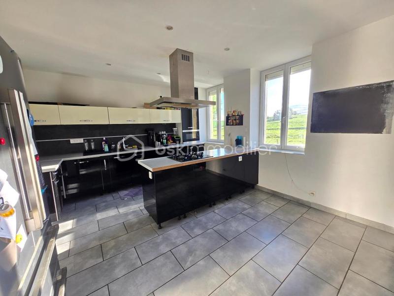 Maison de village - 158 m² - 5 pièces