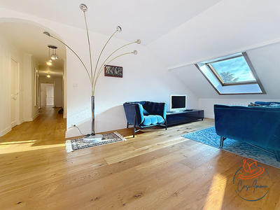 Appartement - 200 m² - 5 pièces
