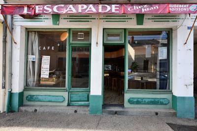 Maison - 220 m² - 10 pièces