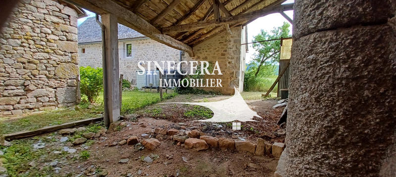 Maison - 240 m² - 7 pièces