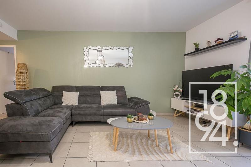 Appartement - 80 m² - 4 pièces