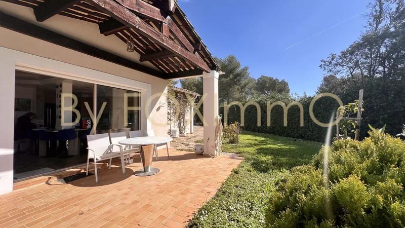 Villa - 130 m² - 6 pièces