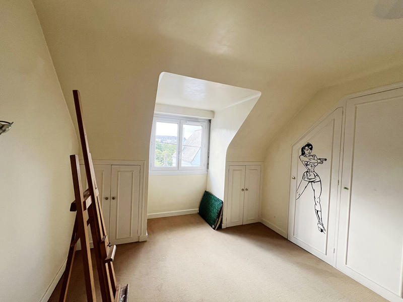 Maison - 208 m² - 7 pièces