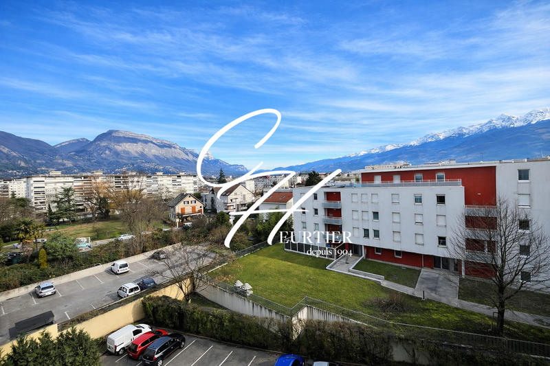 Appartement - 98 m² - 4 pièces