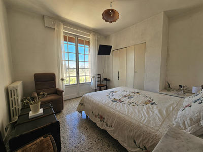 Maison - 185 m² - 7 pièces