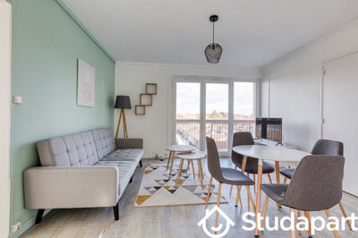 Chambre - 66 m² - 1 pièce