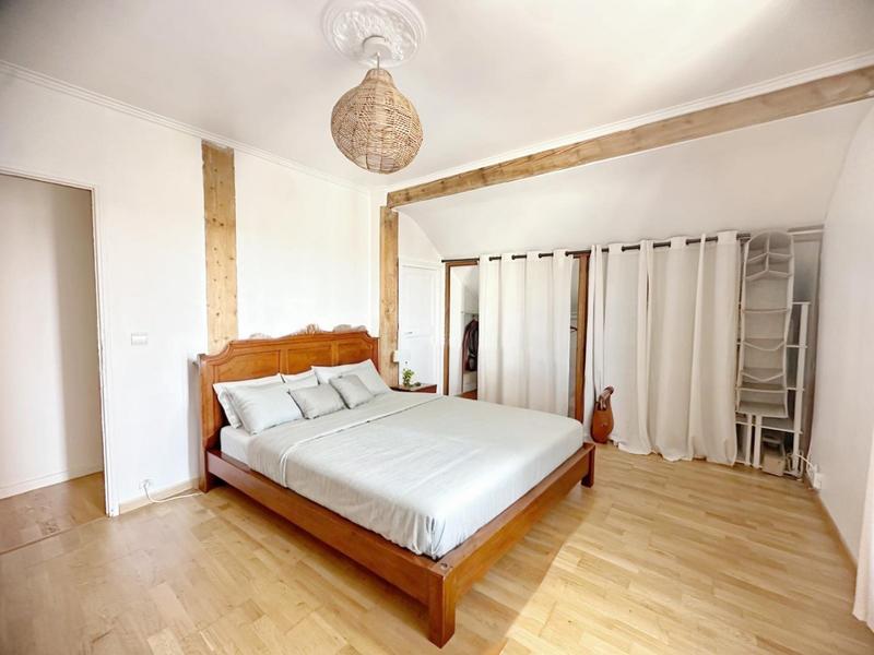 Maison - 135 m² - 6 pièces