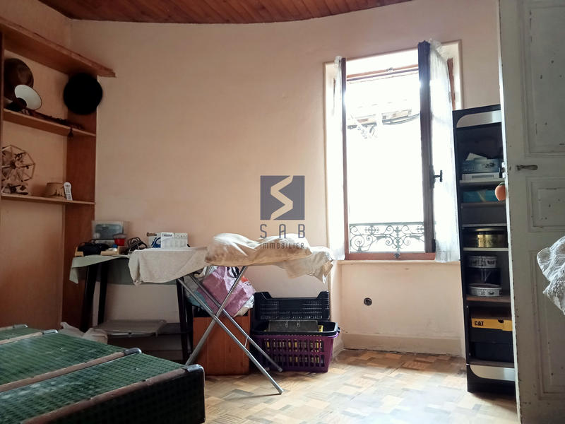 Maison de village - 90 m² - 4 pièces