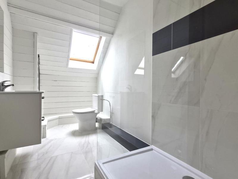 Maison - 145 m² - 7 pièces