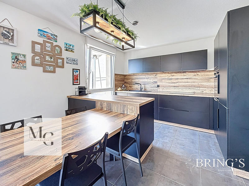 Appartement - 69 m² - 3 pièces