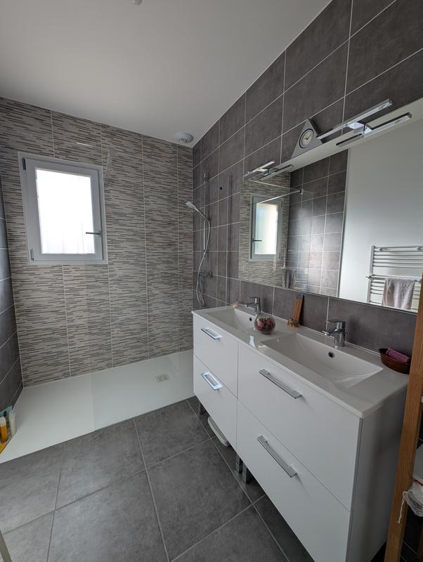 Maison - 92 m² - 4 pièces