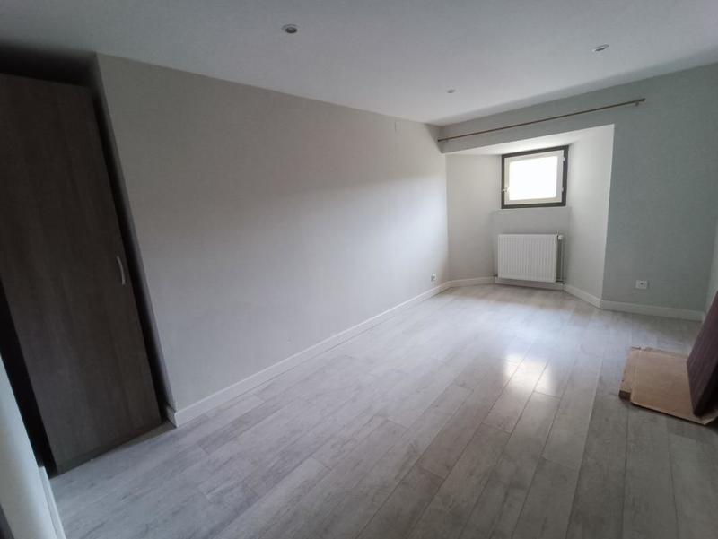 Appartement - 80 m² - 3 pièces