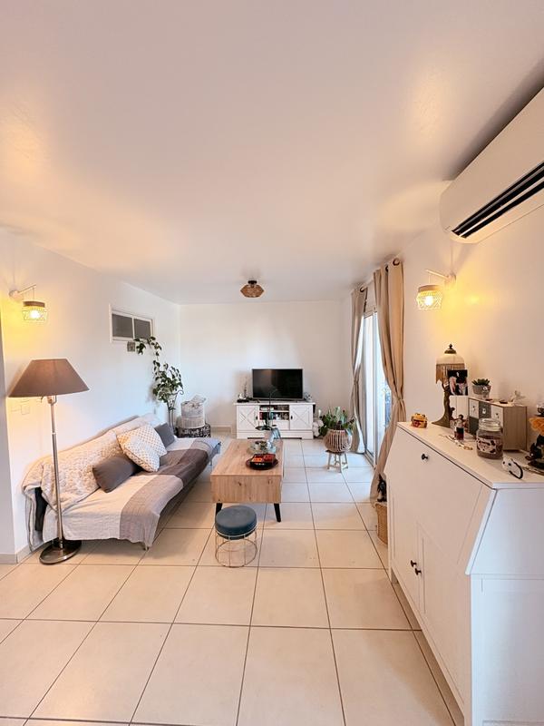 Maison - 256 m² - 10 pièces