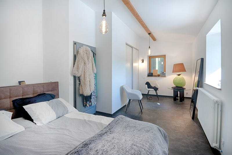 Bastide - 248 m² - 9 pièces