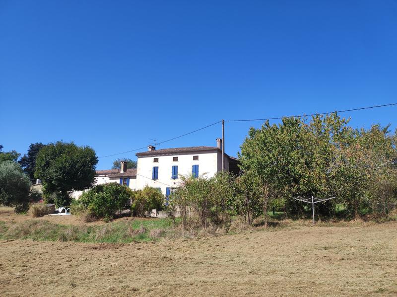 Maison - 215 m² - 7 pièces