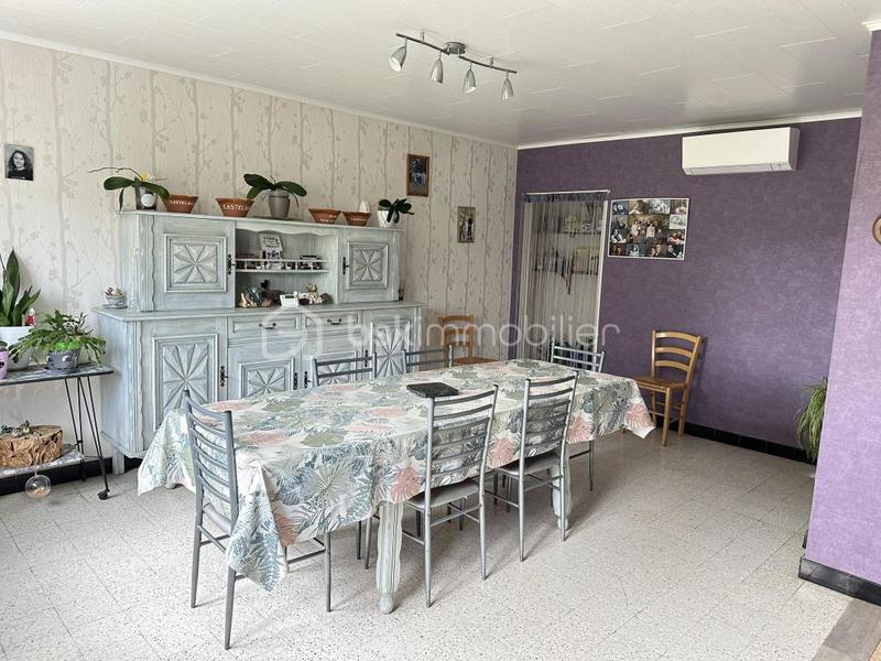 Propriété - 330 m² - 6 pièces