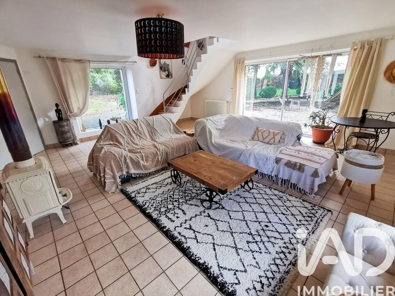 Maison - 130 m² - 8 pièces