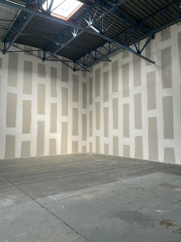 Local commercial - 658 m²