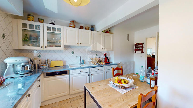 Appartement - 102 m² - 4 pièces