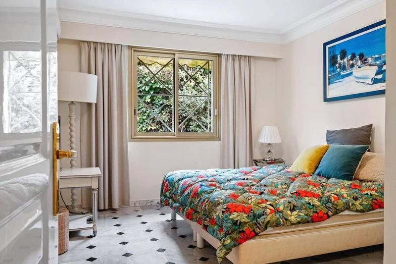 Villa - 250 m² - 7 pièces