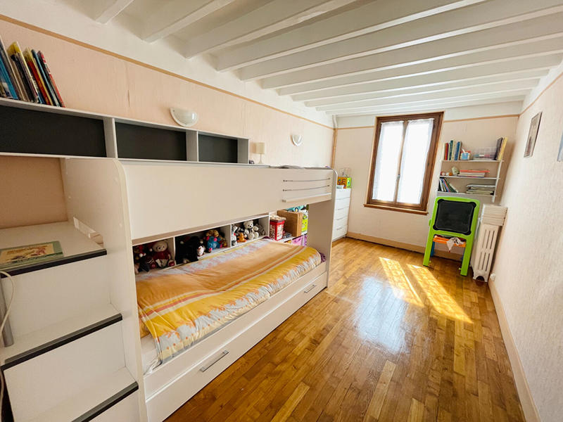 Maison - 175 m² - 7 pièces