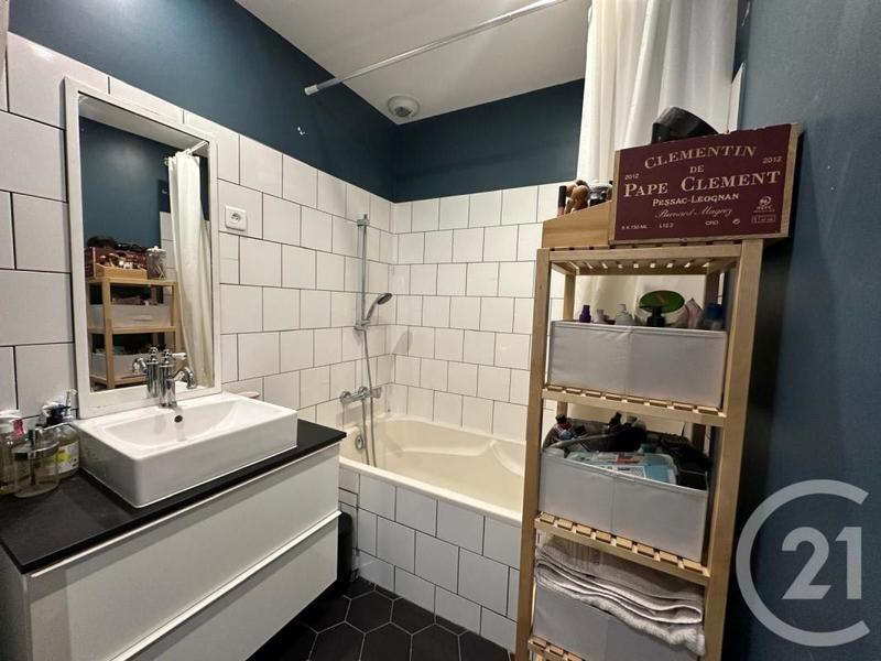 Maison - 107 m² - 6 pièces