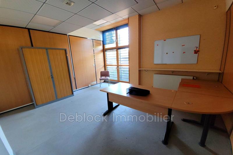 Bureau - 630 m²