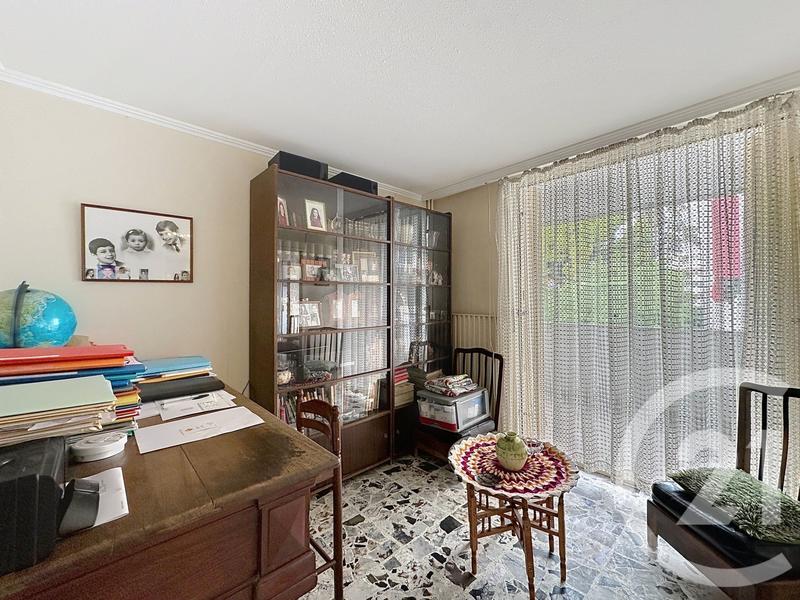 Appartement - 103 m² - 6 pièces