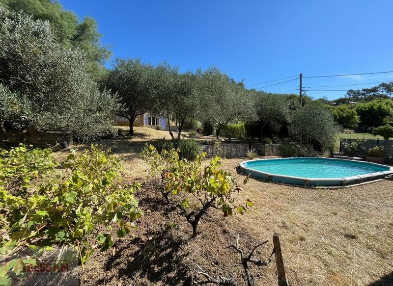 Maison - 138 m² - 5 pièces