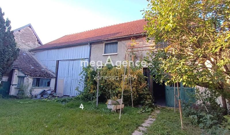 Maison - 247 m² - 11 pièces