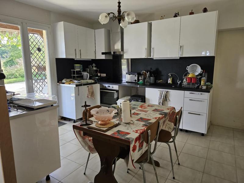 Maison - 315 m² - 11 pièces